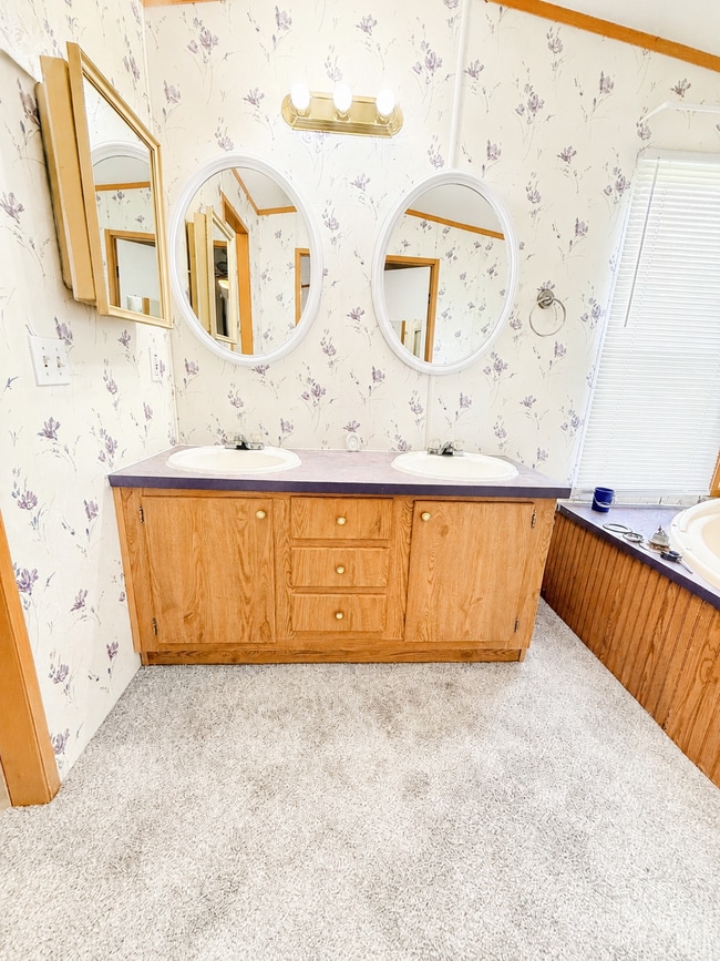 Building Photo - 20766 Hamlet Dr