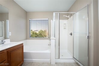 Building Photo - 2516 Courlan Dr