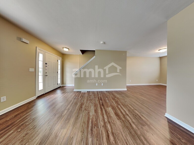 Building Photo - 2610 Schafer Knoll Ct