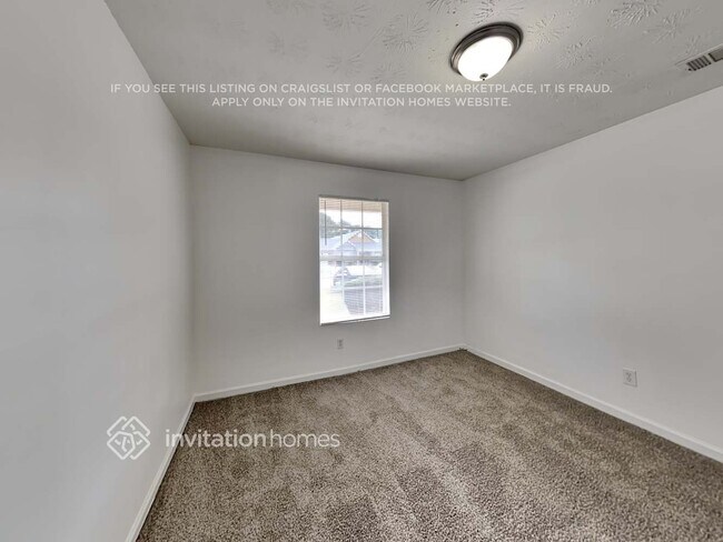 Building Photo - 385 Crestfield Cir