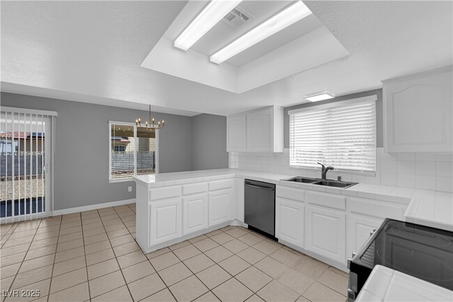 Building Photo - 5608 Cory Pl