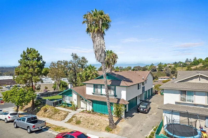 Building Photo - 2185 Via Sonora