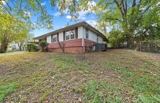 Building Photo - 1829 River Dr