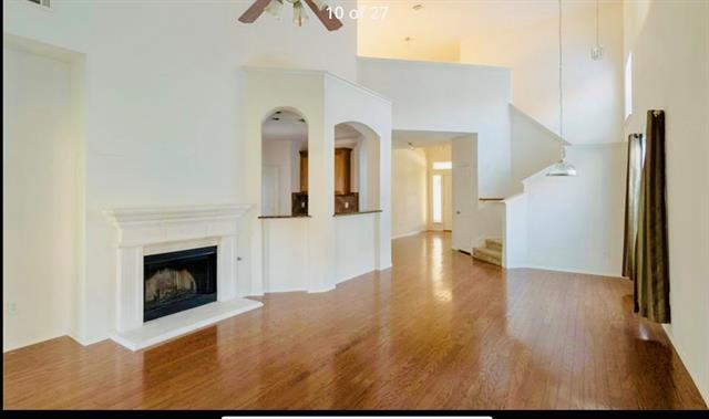 Building Photo - 9717 Hedge Bell Dr