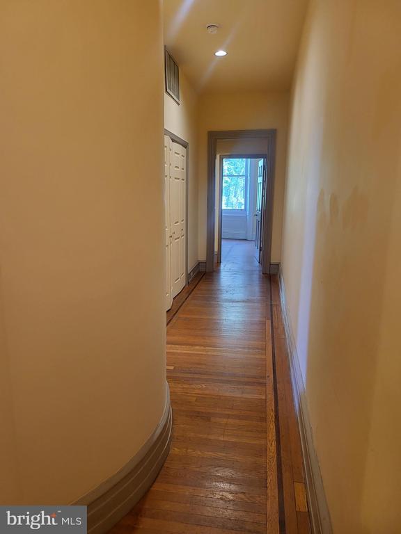 Building Photo - 2226 Delancey St