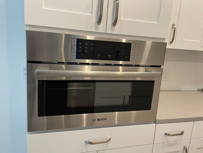 Building Photo - Stylish-Sophisticated-LoHi Living on the "...
