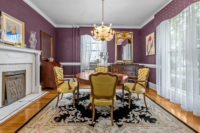 Building Photo - Timeless Ghent Home features charm and elegance in Historic Stockley Gardens