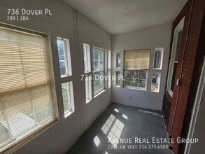 Building Photo - 736 Dover Pl