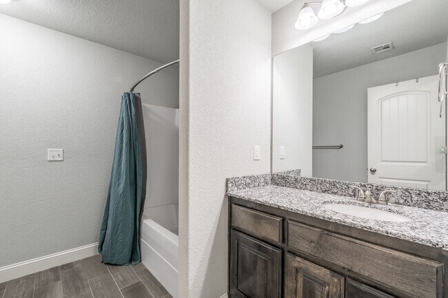 Building Photo - Comfortable Living in Pea Ridge: 3 Bed, 2 Bath Home