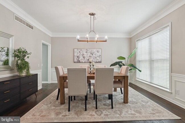 Building Photo - 51 Knickerbocker Ln