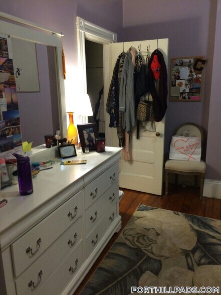 Building Photo - 4 Centre St