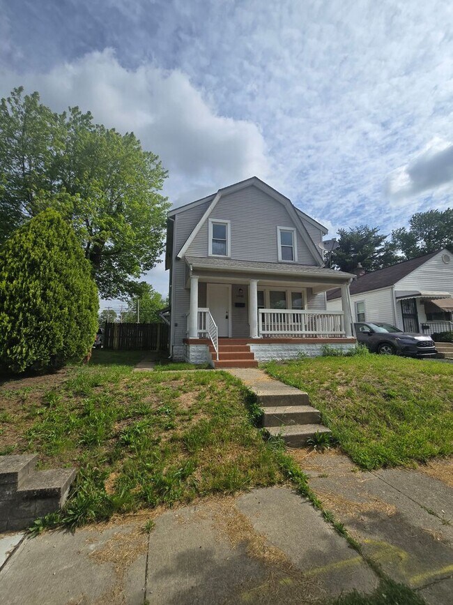 Building Photo - 3 BEDROOM SINGLE FAMILY HOME