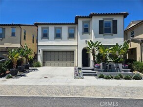 Building Photo - 13419 Gardenia Ave.
