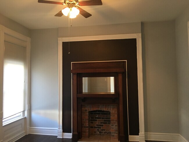 Building Photo - 2710 Armand Pl