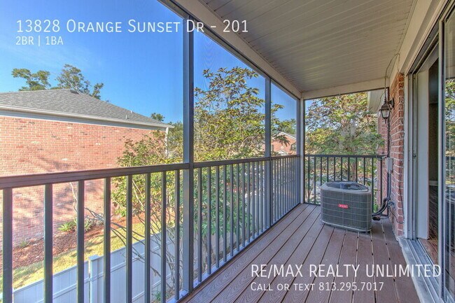 Building Photo - 13828 Orange Sunset Dr