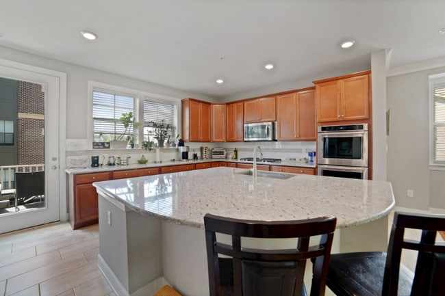 Building Photo - 503 Crown Park Ave