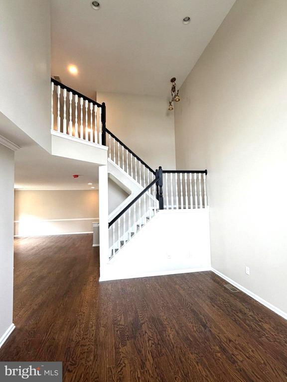 Building Photo - 40 Hearthstone Ln