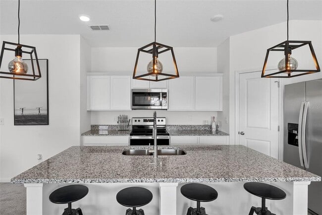 Building Photo - 1691 Bear Mountain Dr