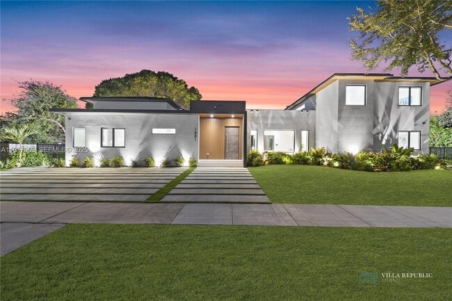 Building Photo - 1881 NE 196th Terrace