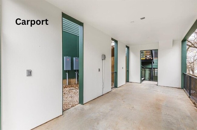 Building Photo - 1205 Perez St