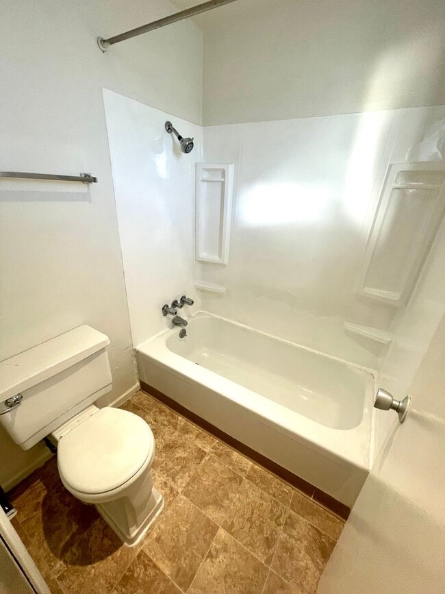 Building Photo - Studio Apartment on Las Vegas Strip - Close to all of the Excitement & More!!