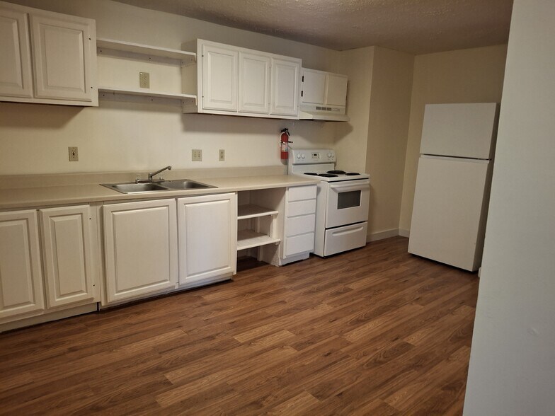 Building Photo - 1728 I St