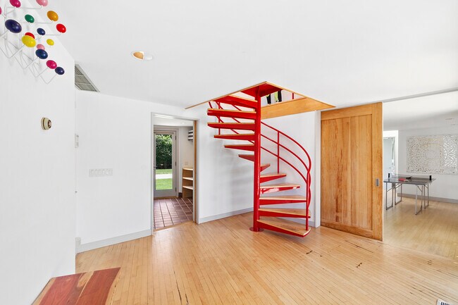 Building Photo - 51 Seascape Ln