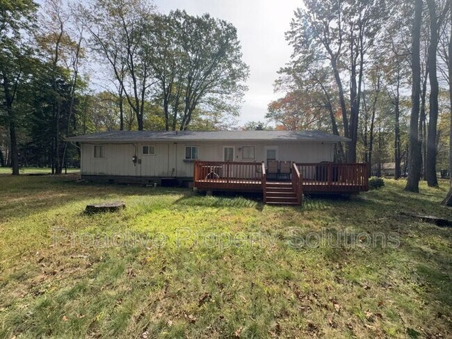 Building Photo - 5228 Hummingbird Dr