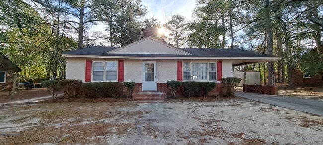 Building Photo - 806 S Best St