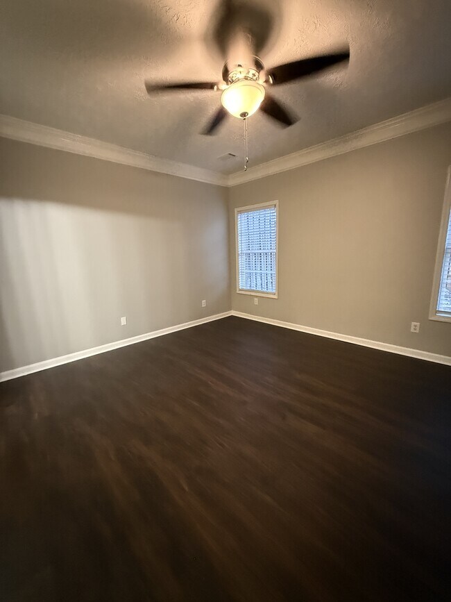 Building Photo - 4304 E Barcelona Way