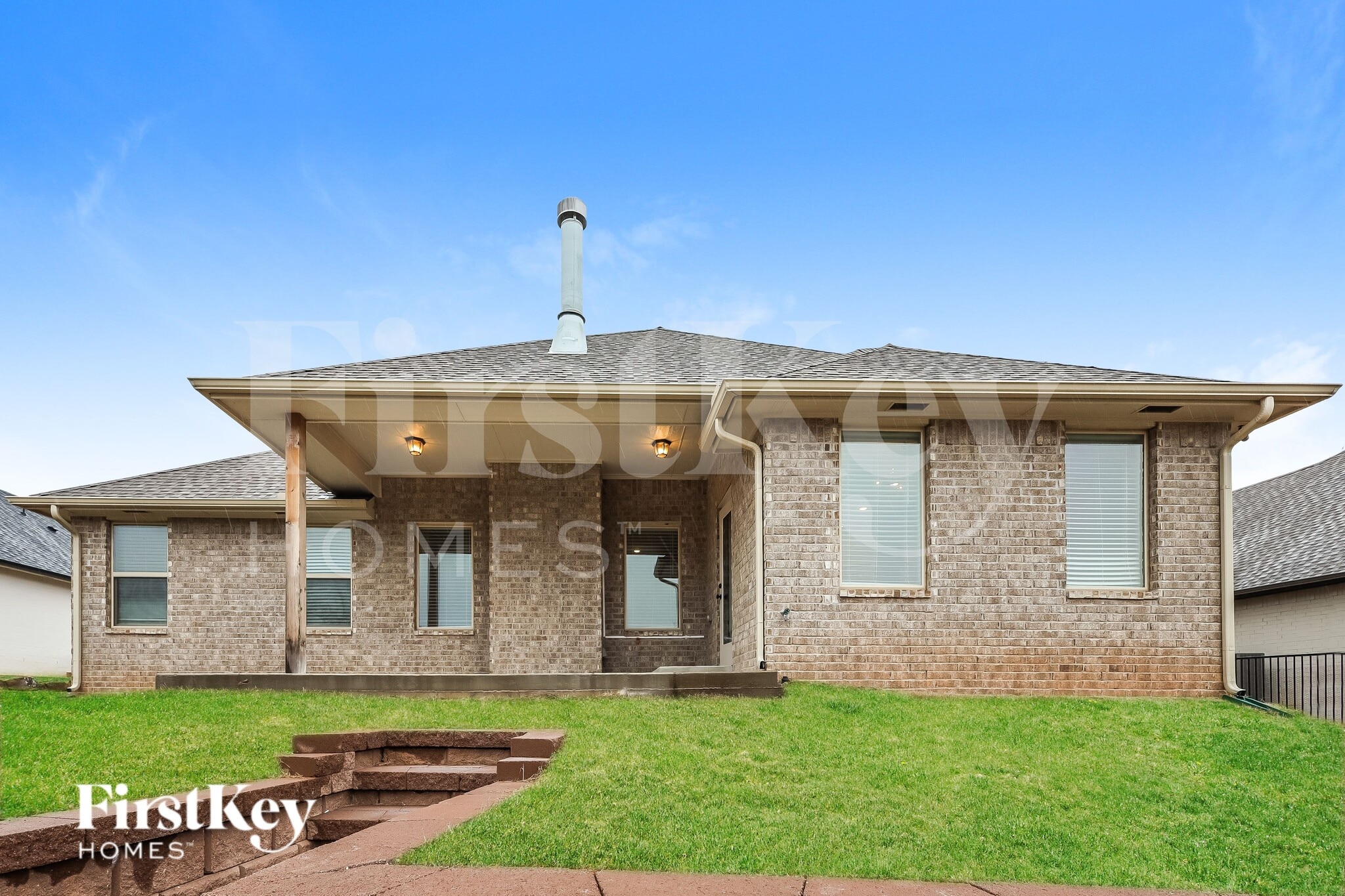 Building Photo - 517 Siena Dr