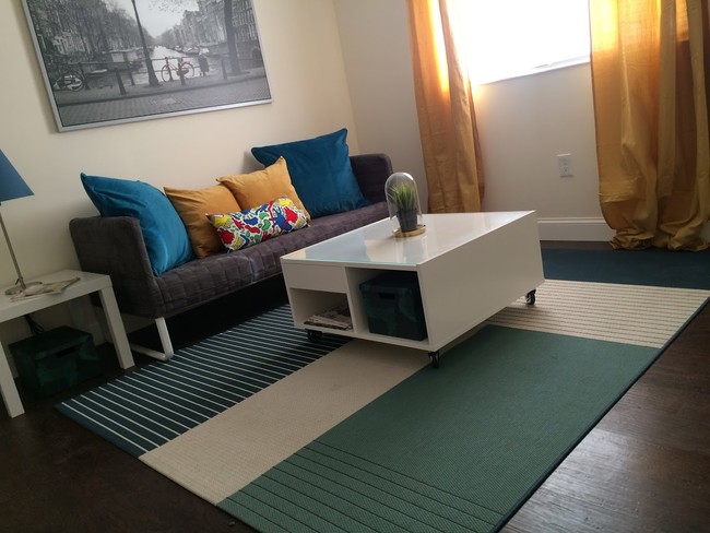 Newly Renovated! - Divine Properties Complex