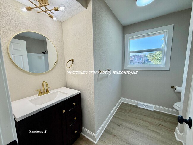 Building Photo - Beautifully Remodeled 4 Bedroom, 3 Bath Home