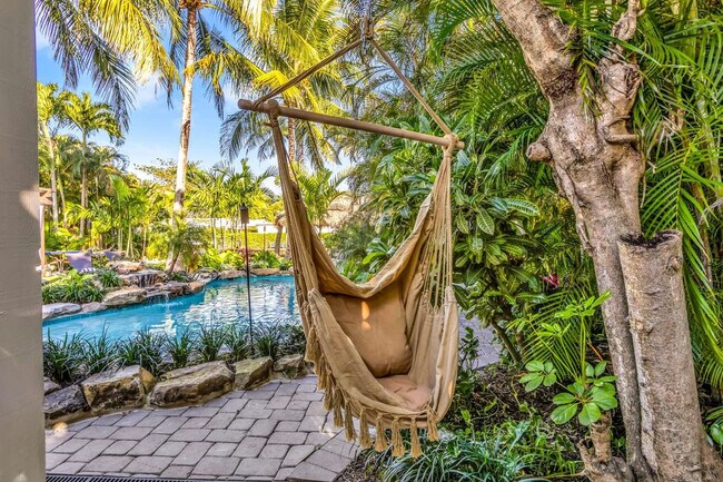 Building Photo - 2004 NE 17th Way