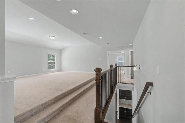 Building Photo - 3529 Tamerton Trce