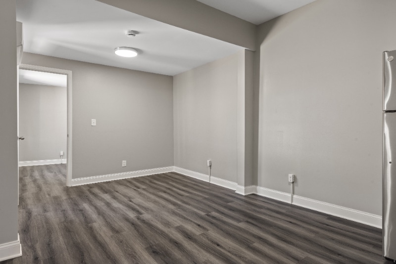 Building Photo - 249 N Mulberry St