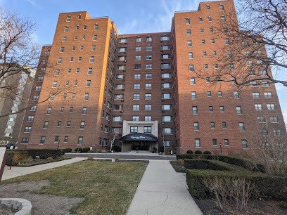 Primary Photo - 11720 Edgewater Dr