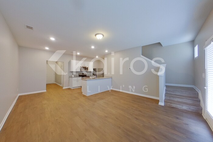 Building Photo - 153 Dudley Wy