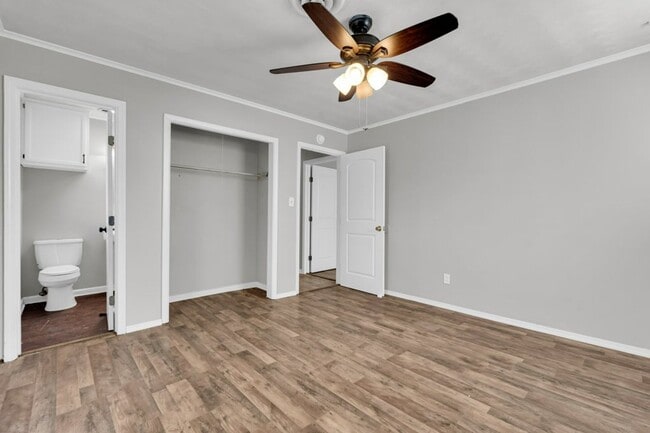 Building Photo - Renovated 4 Bedroom 2 Bath Home with Shop for Rent!