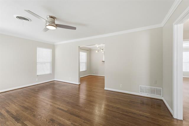 Building Photo - 4108 Locke Ave