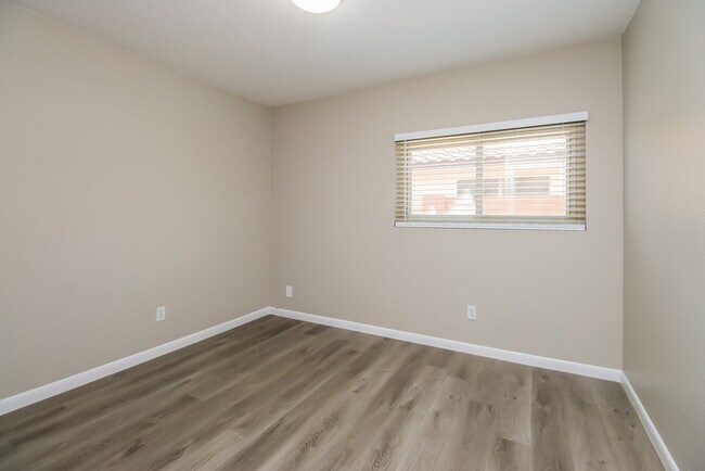 Building Photo - 11234 E Sunland Ave