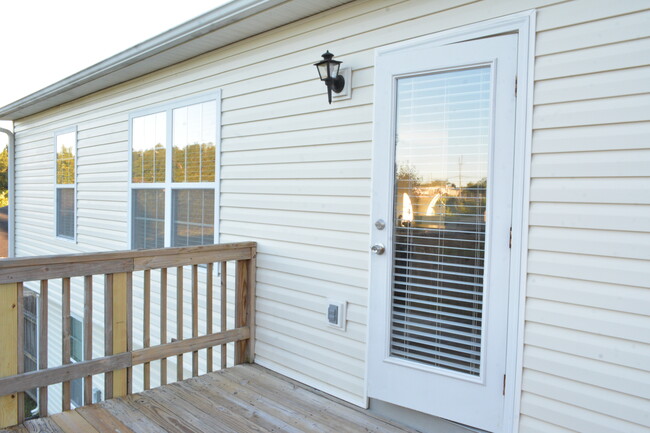 Building Photo - 3012 Nancy Dr