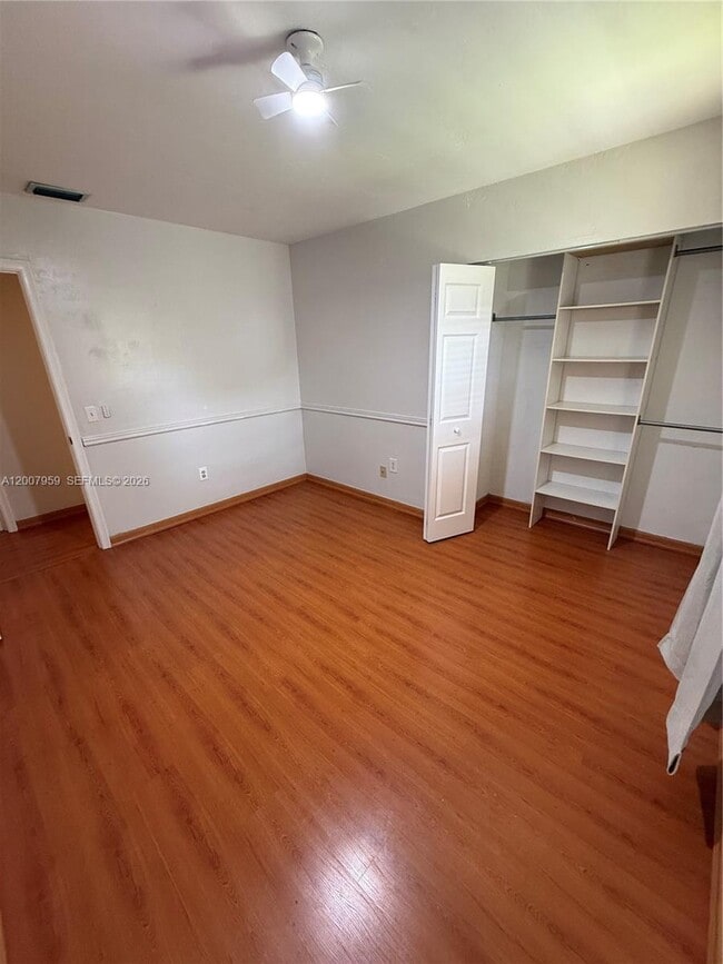 Building Photo - 10661 SW 113th Pl