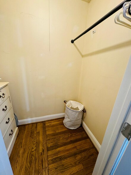 Building Photo - 4017 Osby Dr