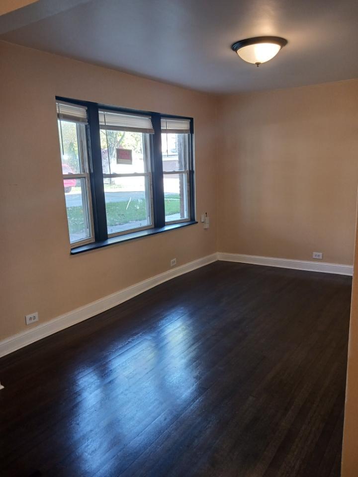 Bedroom - 3457 N Lowell Ave