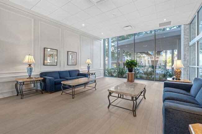 Building Photo - 1801 Lavaca St