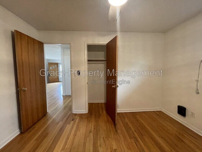 Building Photo - 3540 S Corona St