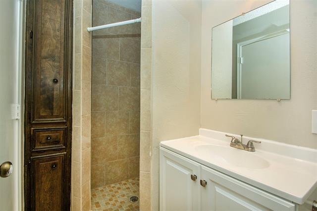 Building Photo - 12831 Pandora Dr