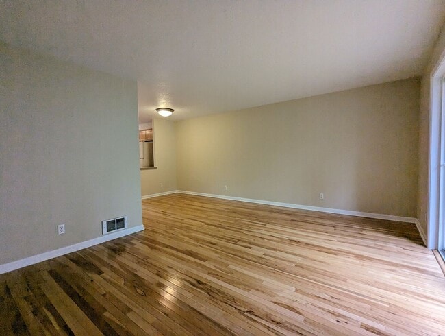 Building Photo - Beautiful 2-Bedroom, 1.5-Bath Condo. Landscaping included!