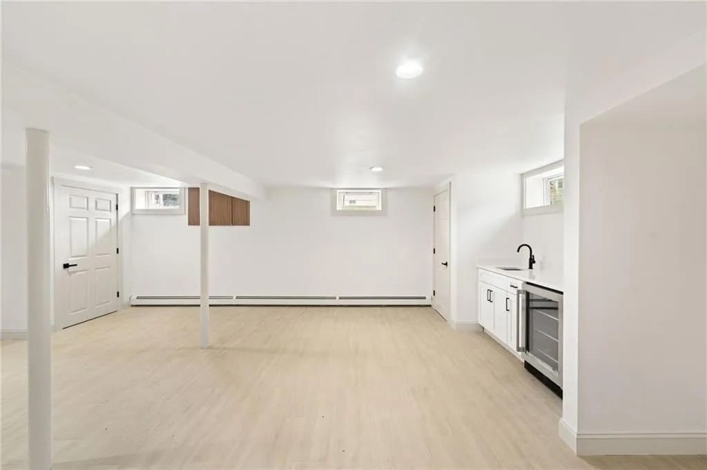 Building Photo - 1314 Chalkstone Ave